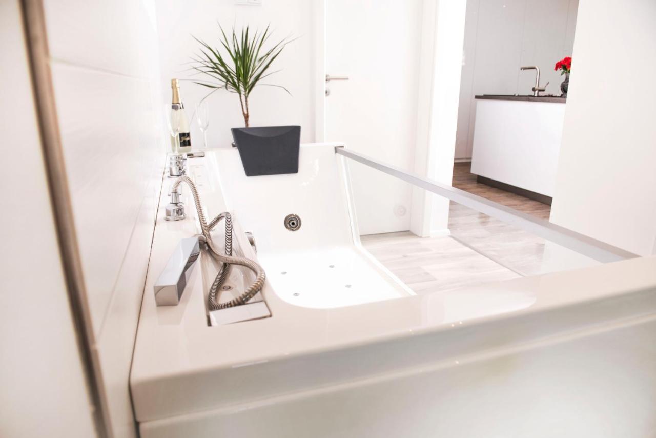 Luxus Suite Im Herzen Von Kempten***** +Parkplatz エクステリア 写真